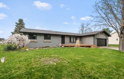 16406 Prairie Brook, Schoolcraft, MI 49087