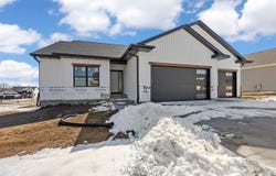 521 Elizabeth Ln, Tiffin, IA 52340