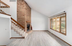 37 Lilac Court, Schererville, IN 46375