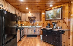 2286 Maxwell Road, Petoskey, MI 49770