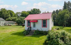 112 Kellstrom, Iron River, MI 49935