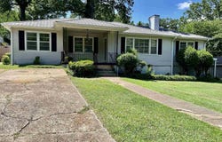 1717 Andre Street, Florence, AL 35630