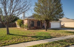 205 Saddlebrook Drive, Krum, TX 76249