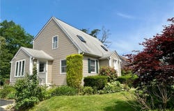 164 Knotty Oak Road, Coventry, RI 02816