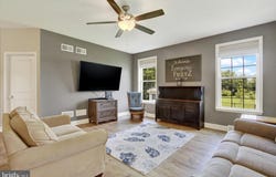 49 RED ROCK RUN, HANOVER, PA 17331