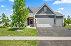 657 Brighton Way, Sycamore, IL 60178