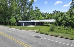 977 Lincoln Drive, Chattahoochee, FL 32324