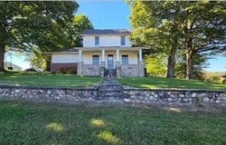 67070 Sweet Lake Road, Burr Oak, MI 49030