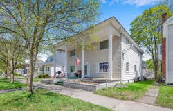 117 S Warren Avenue, Big Rapids, MI 49307