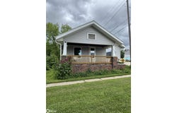 303 W Mills Street, Creston, IA 50801