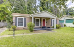 1823 Macarthur Drive, Vicksburg, MS 39180