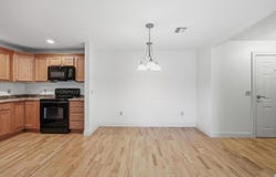 7 Crescent Way, Sturbridge, MA 01518