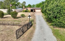 351 Hamilton Road, Eufaula, OK 74432
