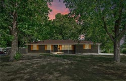 840 W Larkspur Street, Olathe, KS 66061