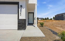 1140 E Cottage St, Kuna, ID 83634