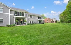 2142 Carriage Hill Circle, Lapeer, MI 48446