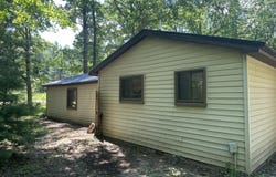 379 E Clarence Road, Harrison, MI 48625