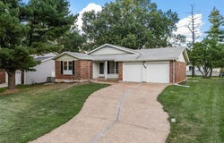 1533 Froesel Drive, Ellisville, MO 63011