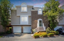 3 Whispering Way E, Berkeley Heights Twp., NJ 07922