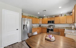 15873 N 11TH Avenue, Phoenix, AZ 85023