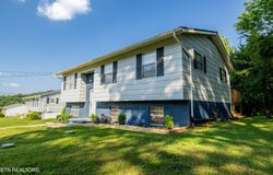 1712 Maplecrest Drive, Louisville, TN 37777