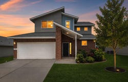 318 Schuylerville Dr, Elgin, TX 78621