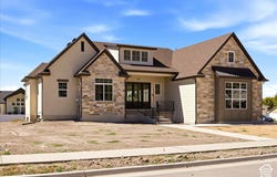3230 W DOUGLAS Dr N, Pleasant View, UT 84414