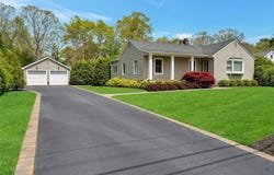223 Larch Lane, Smithtown, NY 11787