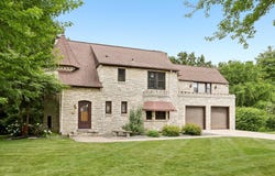 1003 Charles St, Watertown, WI 53094