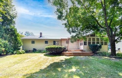 11273 Stoney Brook Drive, Grand Ledge, MI 48837