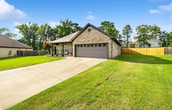 86 Pinnacle Drive, Bryant, AR 72022