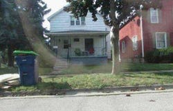 110 Fitzhugh St, Bay City, MI 48708