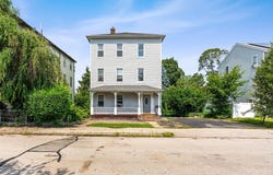18 Fairbanks, Worcester, MA 01610