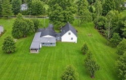 10484 Knowlton Road, Garrettsville, OH 44231