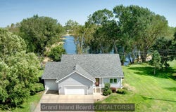 429 Renee Road, Doniphan, NE 68832