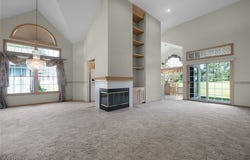 20 Golf View Lane, North Olmsted, OH 44070