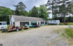 1042 OCEAN HIGHWAY, POCOMOKE CITY, MD 21851