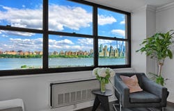 7004 BLVD E, Guttenberg, NJ 07093