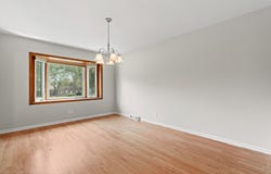 827 W Sandpiper Court, Palatine, IL 60067