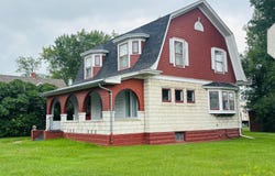 1025 1st Ave N, New Rockford, ND 58356