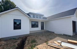 6609 Fascination Way, Hillsboro, OH 45133