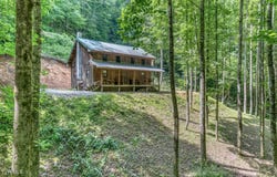 1150 Stage Road, Mountain City, TN 37683