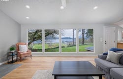 3823 YAQUINA BAY Rd, Newport, OR 97365