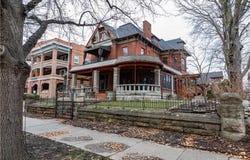 425 Gladstone Boulevard, Kansas City, MO 64124