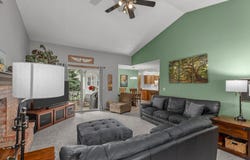W6718 SCHOOL Road, GREENVILLE, WI 54942