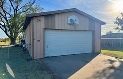 406 E 10 Street, Leedey, OK 73654
