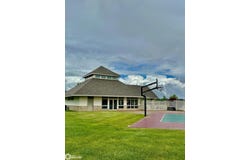 5546 FAIRWAY Drive, Burlington, IA 52601
