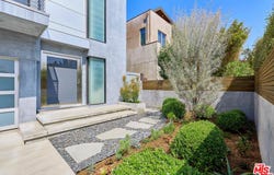 2329 Clement Ave, Venice, CA 90291