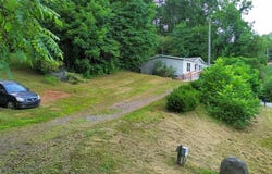 6 Dirt Rd, Sylva, NC 28779