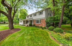 19 Redcoat Drive, East Brunswick, NJ 08816